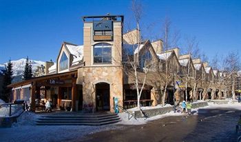 Powder'S Edge By Latour Hotels And Resorts Whistler Exterior photo